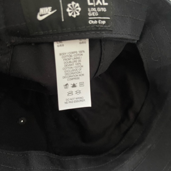 Black Nike Cap with Embroidered Slogan - Picture 5 of 5